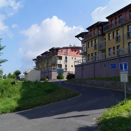 Klinovec Apartments Loucna pod Klinovcem