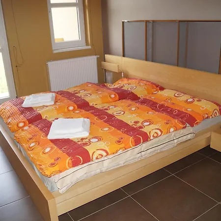 Klinovec Apartments Loucna pod Klinovcem